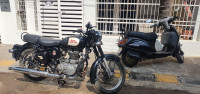 Black Royal Enfield Classic 350
