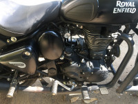 Royal Enfield Classic Stealth Black