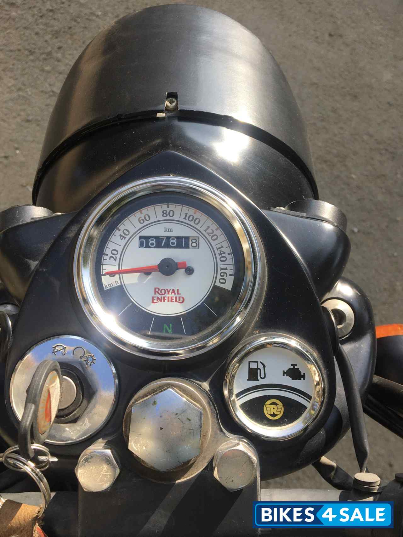 Royal Enfield Classic Stealth Black