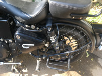 Royal Enfield Classic Stealth Black