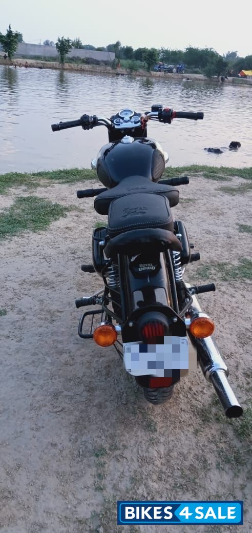 Black Royal Enfield Classic 350