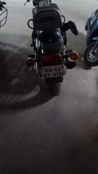 Bajaj Avenger 220 DTS-i