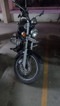 Bajaj Avenger 220 DTS-i