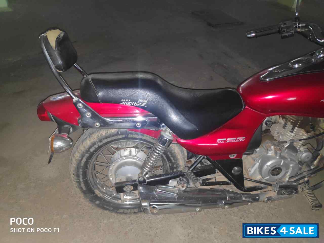 Bajaj Avenger 220 DTS-i Bajaj Avenger 220 DTS-i