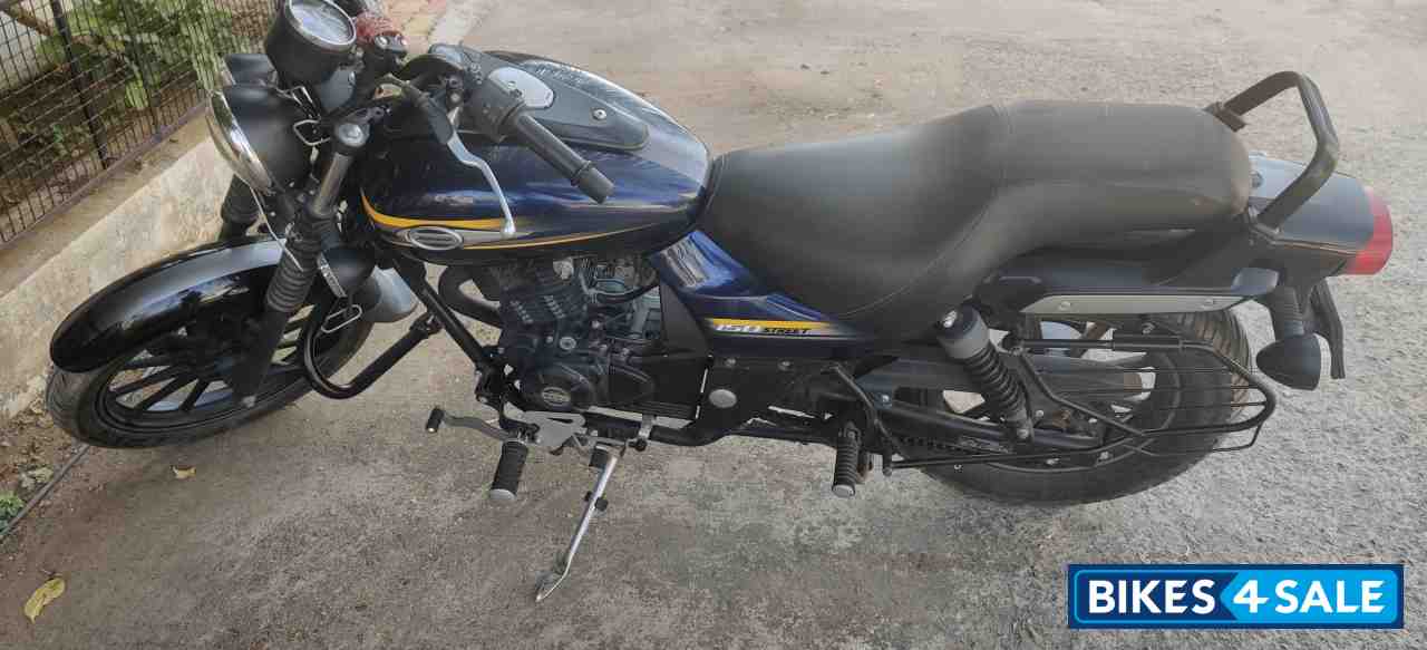 Bajaj Avenger Street 150