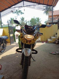 White TVS Apache RTR 180 ABS