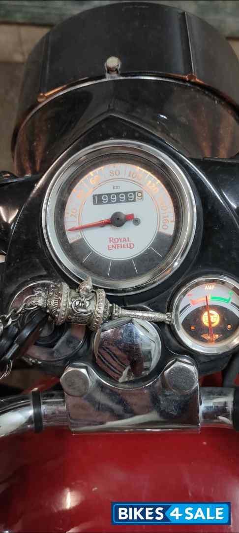 Royal Enfield Classic 350 Redditch Red