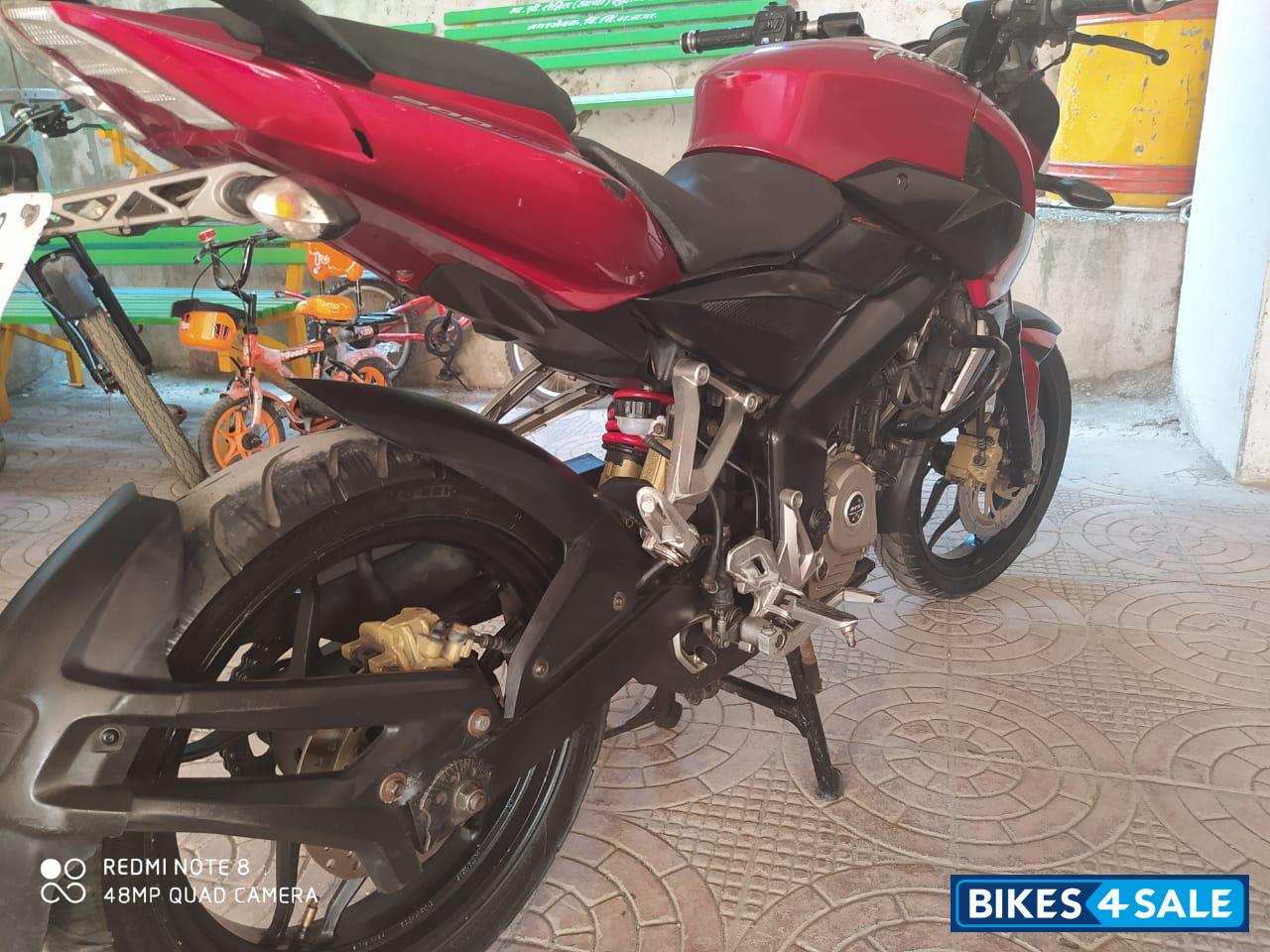 Red Bajaj Pulsar NS200 Red Bajaj Pulsar NS200