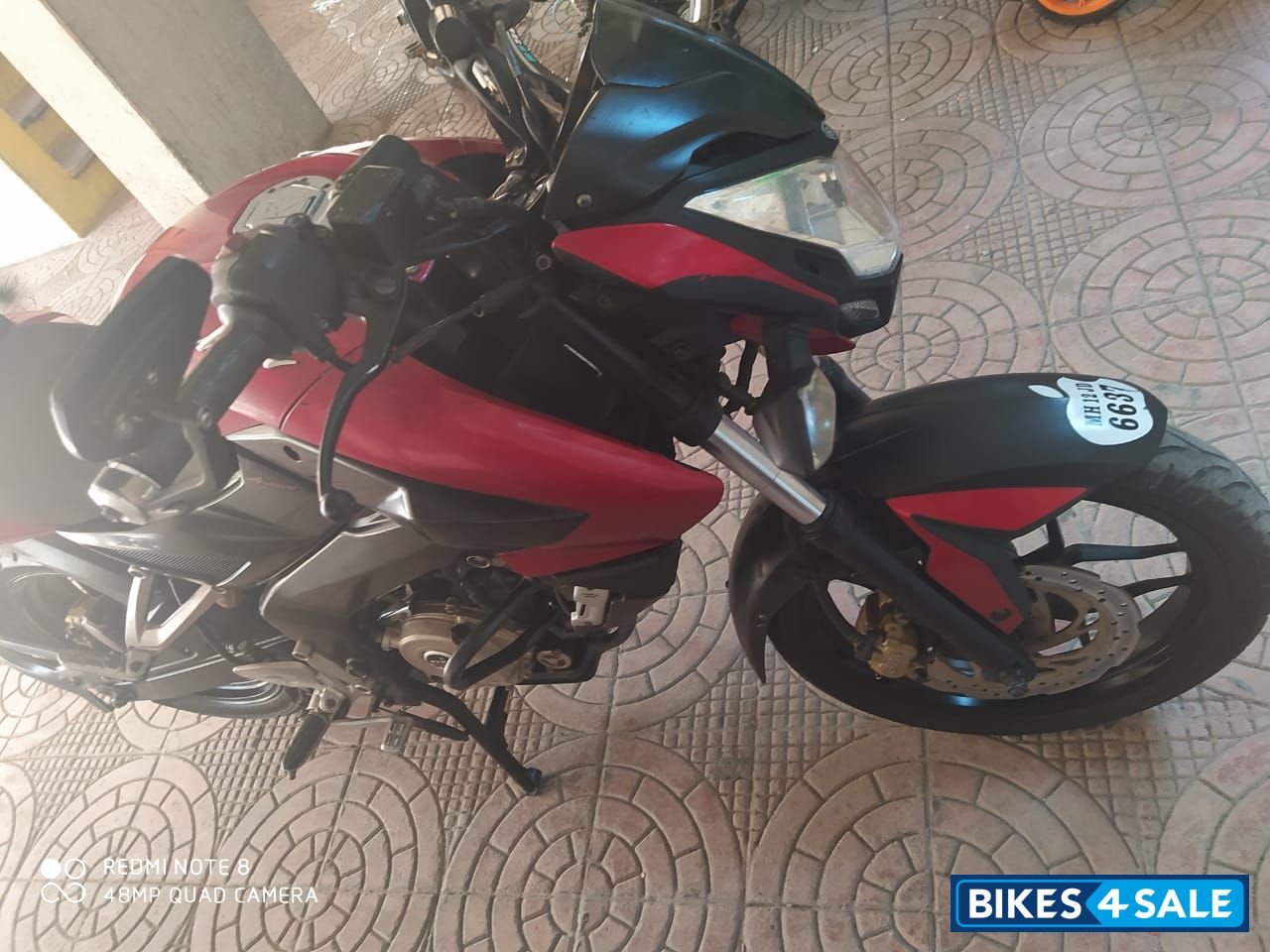 Red Bajaj Pulsar NS200 Red Bajaj Pulsar NS200