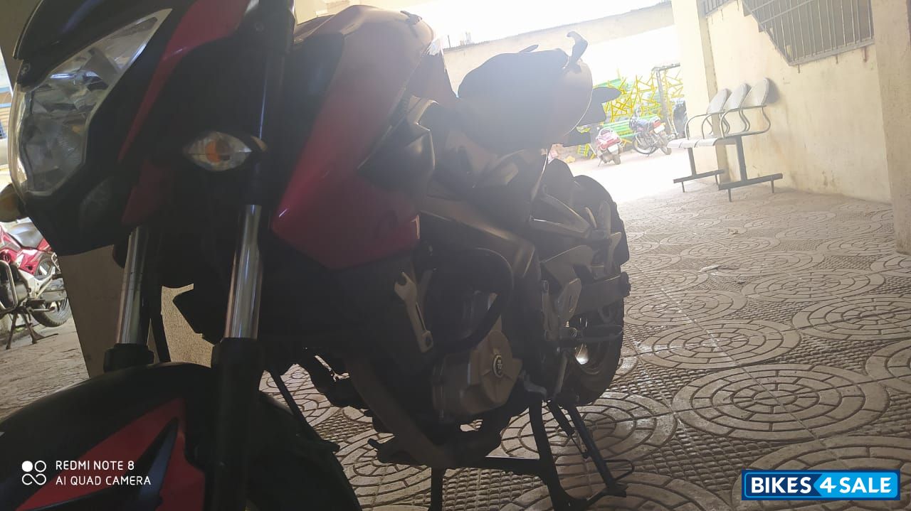 Red Bajaj Pulsar NS200 Red Bajaj Pulsar NS200