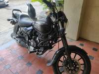 Black Bajaj Avenger Street 180