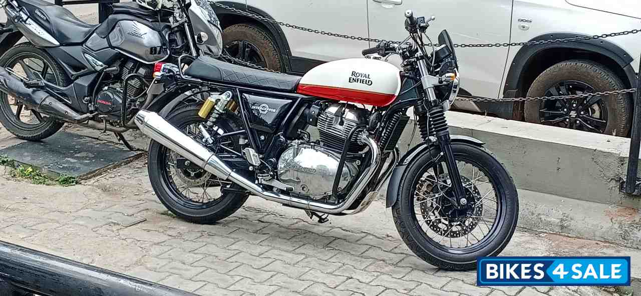 Royal Enfield Interceptor 650 Twin 