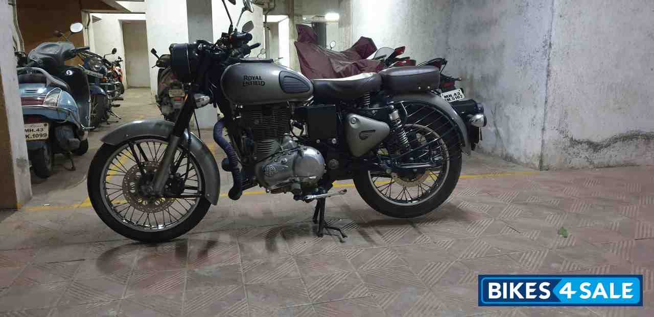 Royal Enfield Classic Gunmetal Grey