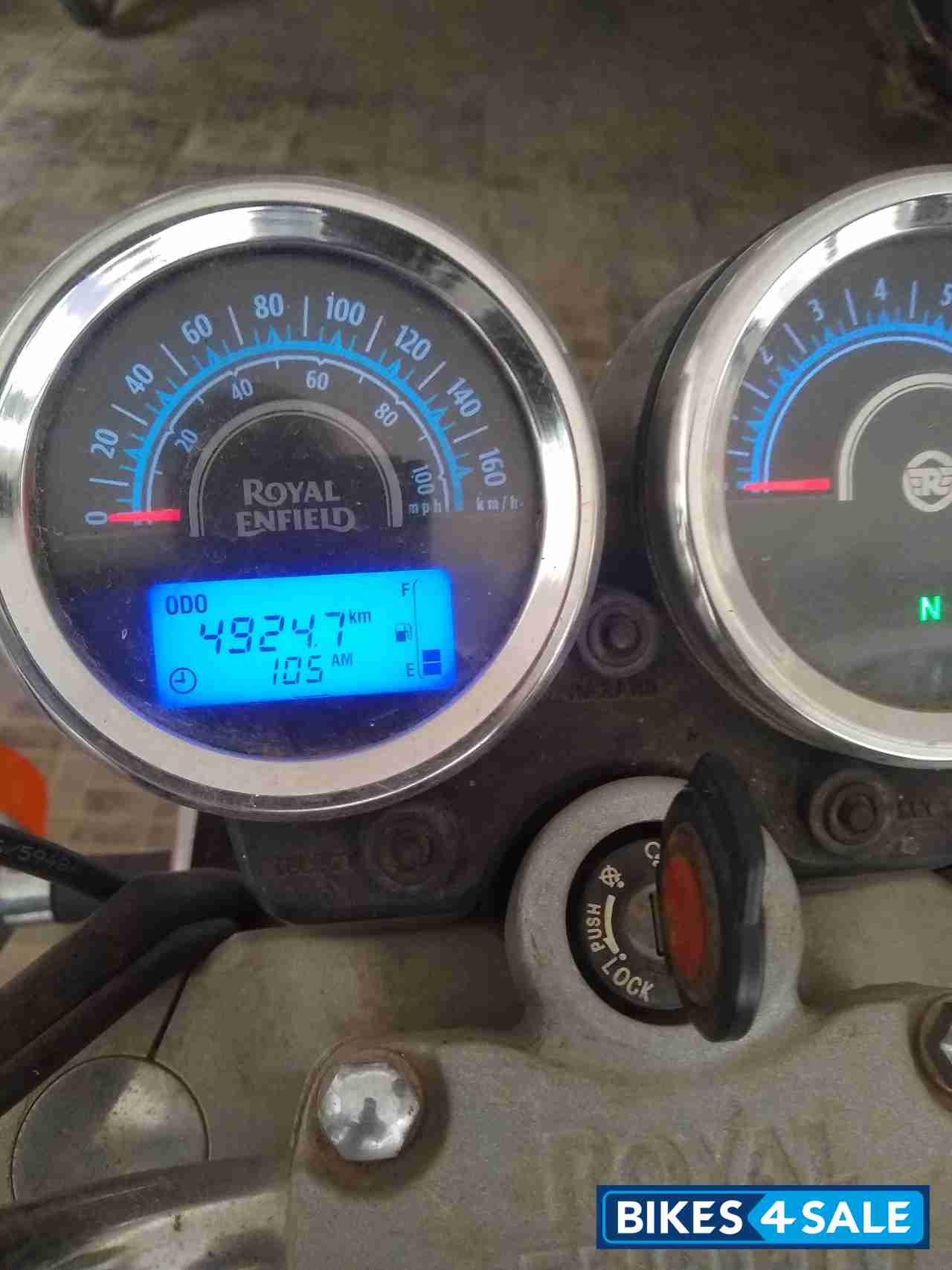 Stone Black Royal Enfield Thunderbird 350 Stone Black Royal Enfield Thunderbird 350