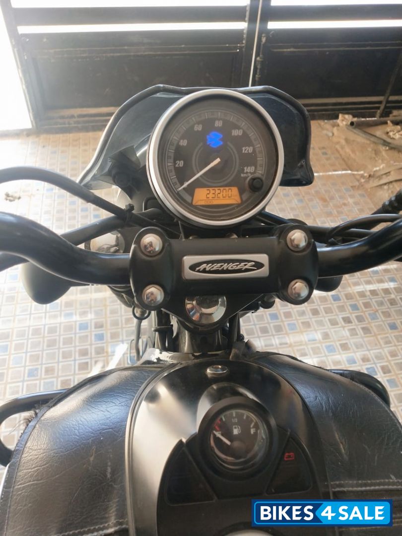Bajaj Avenger Street 180