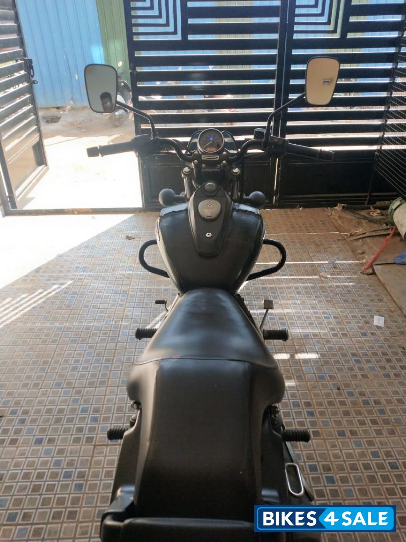 Bajaj Avenger Street 180
