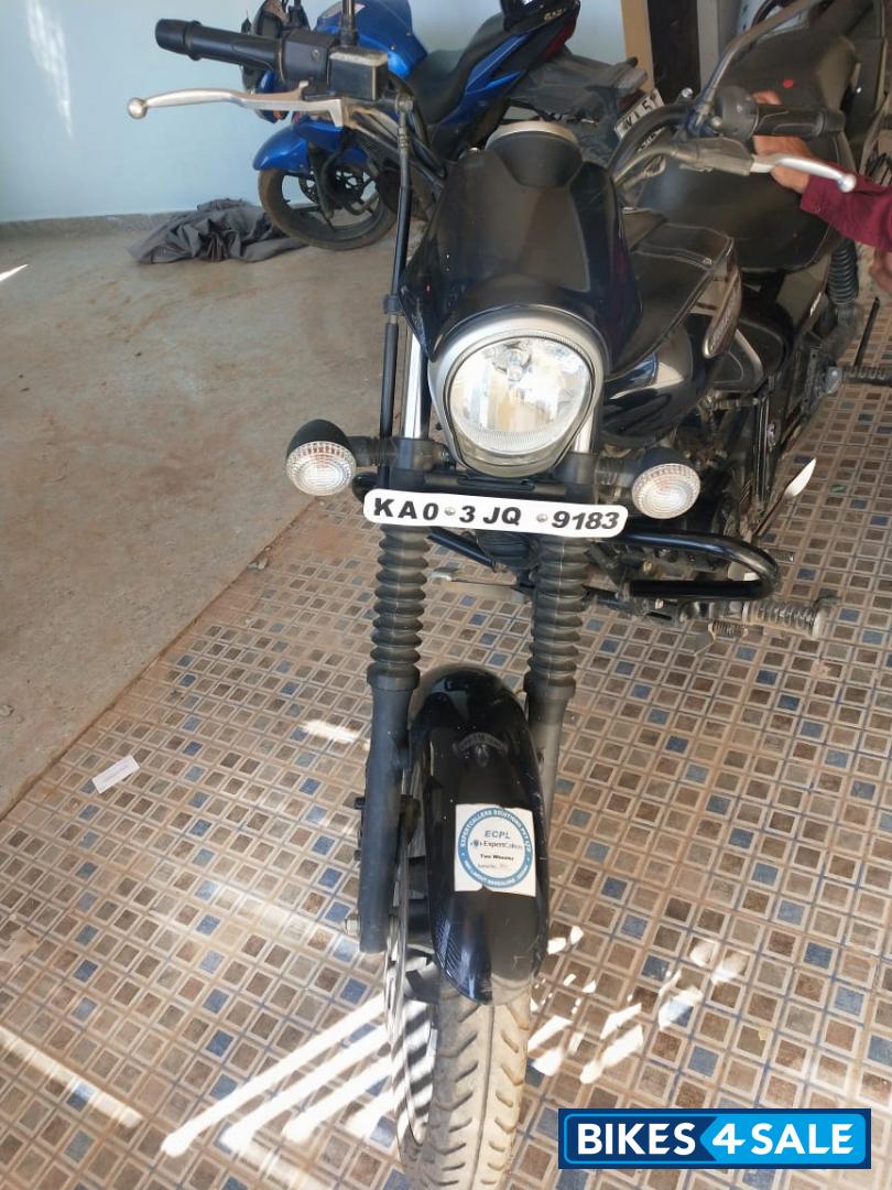 Bajaj Avenger Street 180