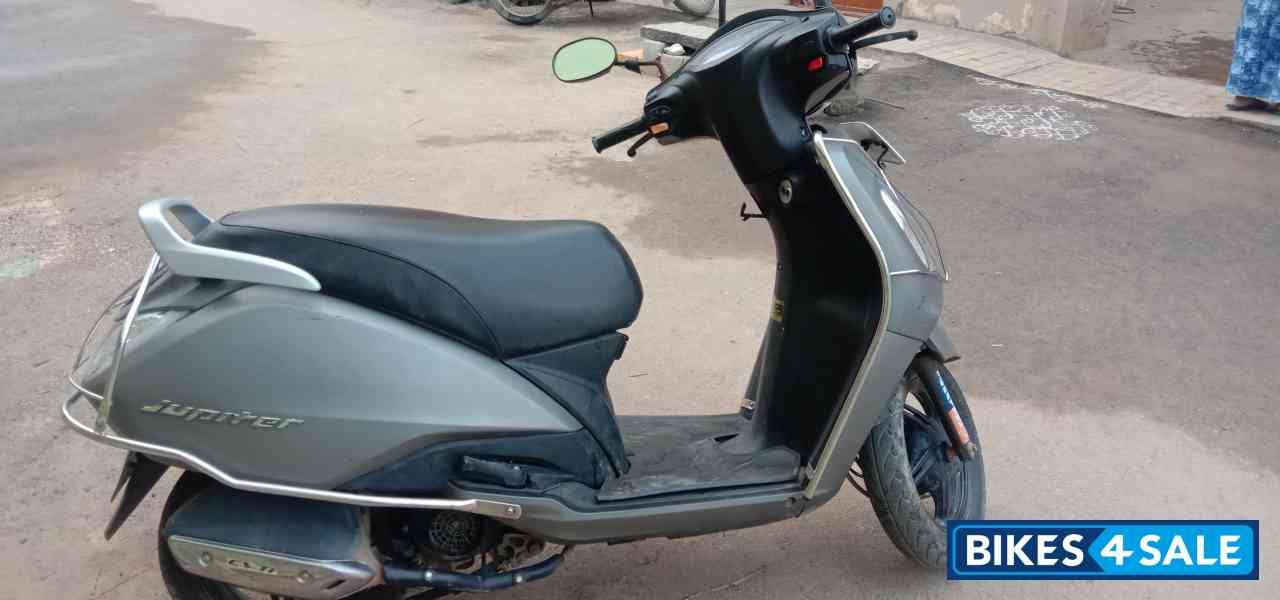 TVS Jupiter