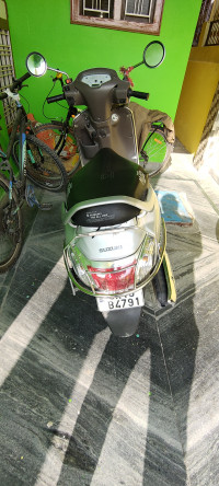 Silver Suzuki Access 125 Special Edition