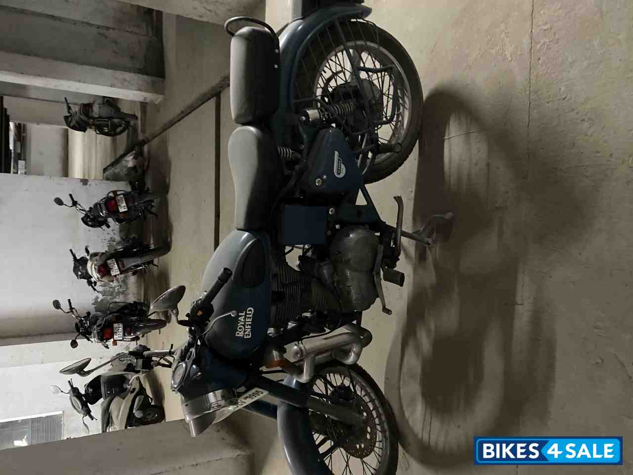 Royal Enfield Classic 500