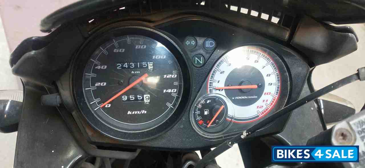 Black Honda CBF Stunner