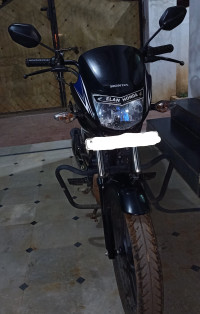 Blue Honda Dream Yuga