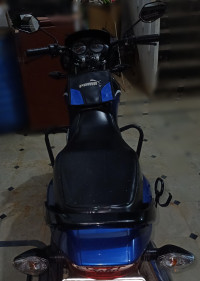 Blue Honda Dream Yuga