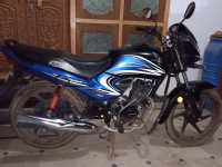 Blue Honda Dream Yuga