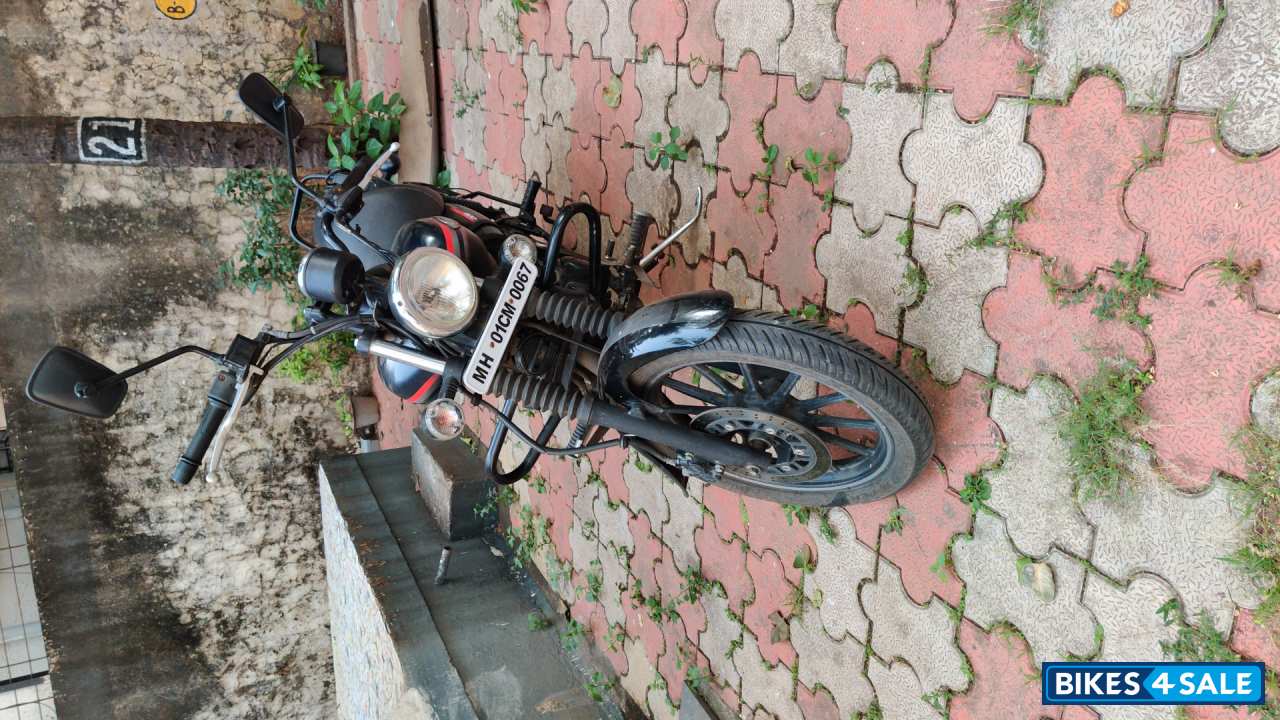 Bajaj Avenger Street 220