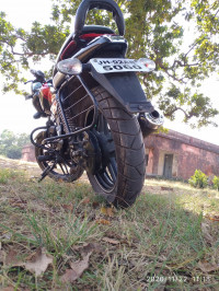 Bajaj V15