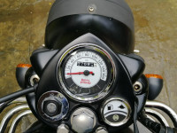 Royal Enfield Classic Stealth Black