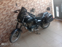 Bajaj Avenger 220 DTS-i
