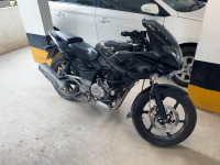 Black Bajaj Pulsar 220F