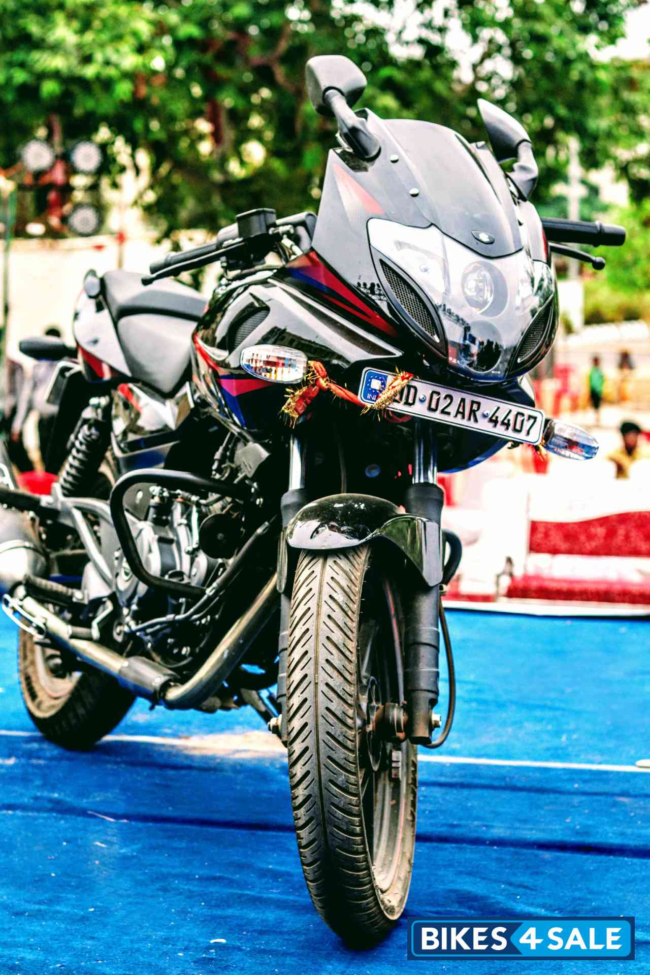 Black Red Bajaj Pulsar 220F