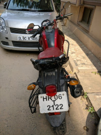 Red Yamaha FZ16