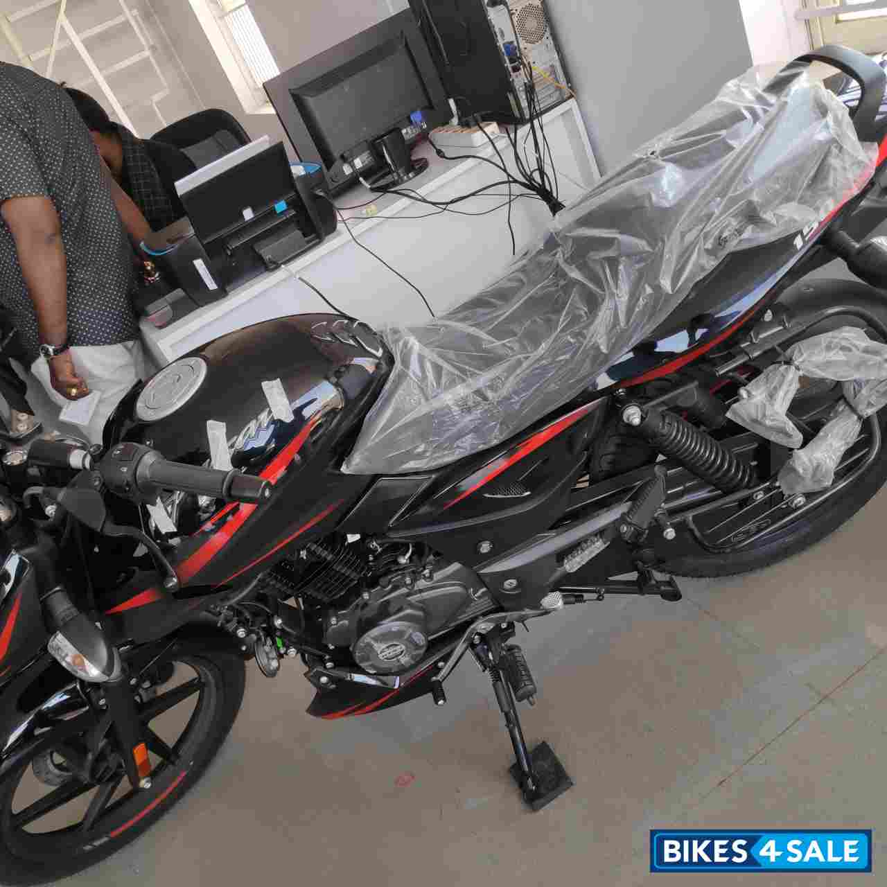Bajaj Pulsar 150 BS6