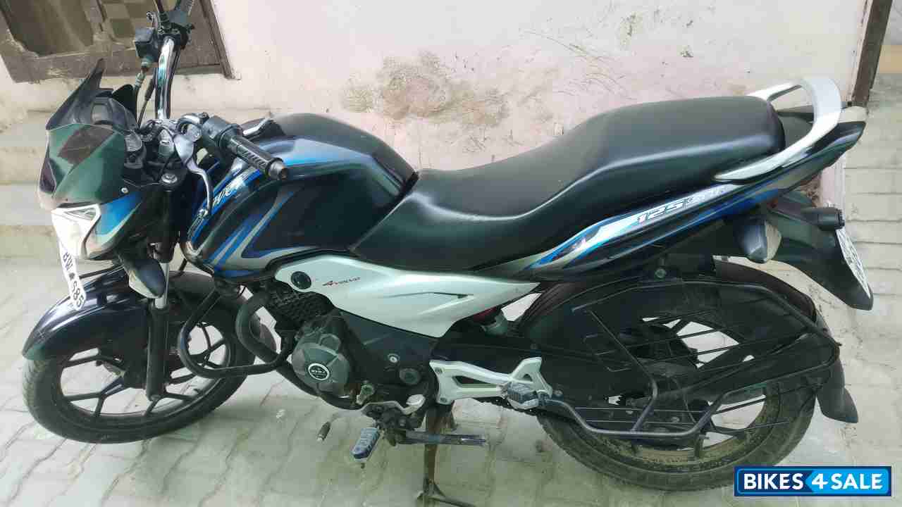 Bajaj Discover 125 ST