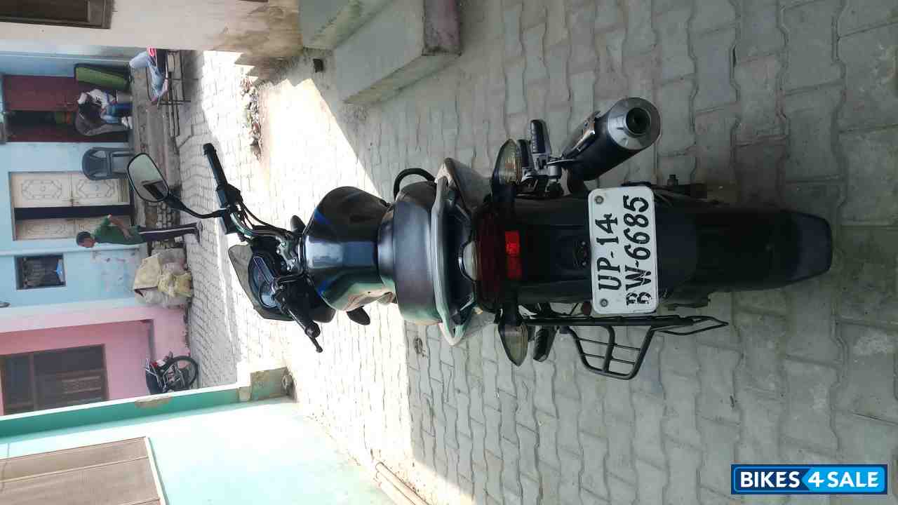 Bajaj Discover 125 ST Bajaj Discover 125 ST