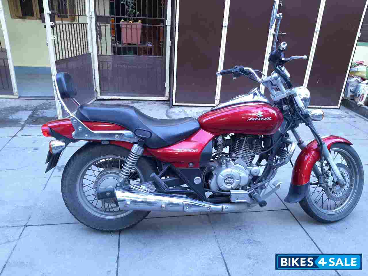 Bajaj Avenger 220 DTS-i Bajaj Avenger 220 DTS-i