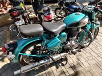 Green Royal Enfield Classic 500