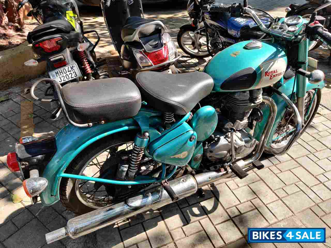 Green Royal Enfield Classic 500 Green Royal Enfield Classic 500