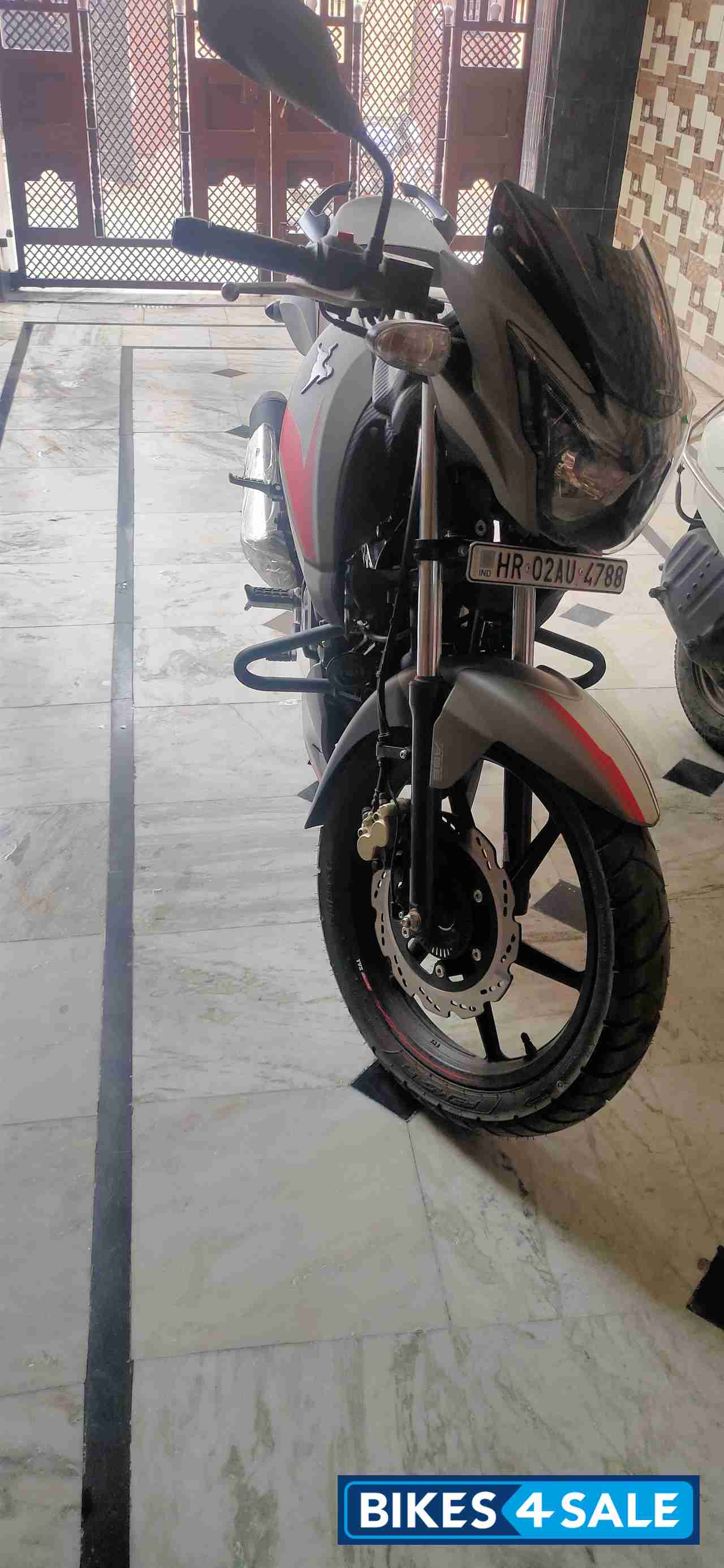 Matt Grey TVS Apache RTR 160 2020
