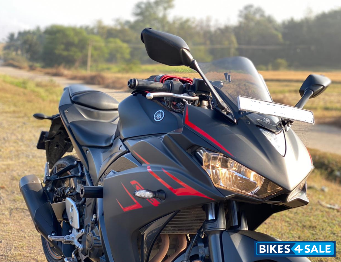 yamaha yzf r3 black