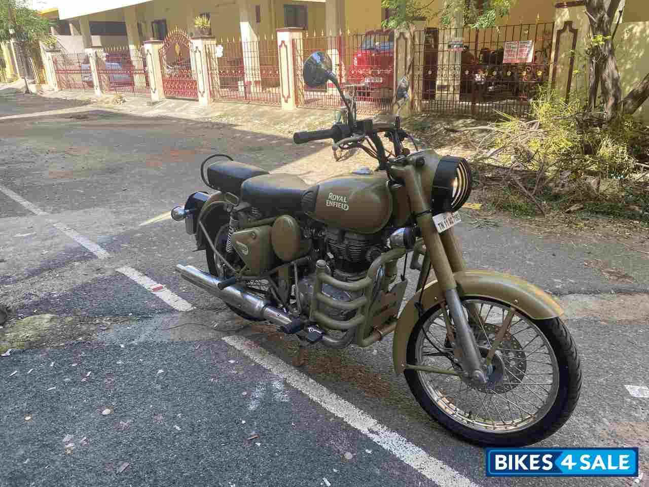 Royal Enfield Classic Desert Storm