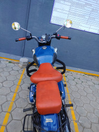 Lagoon Royal Enfield Classic 350 Lagoon