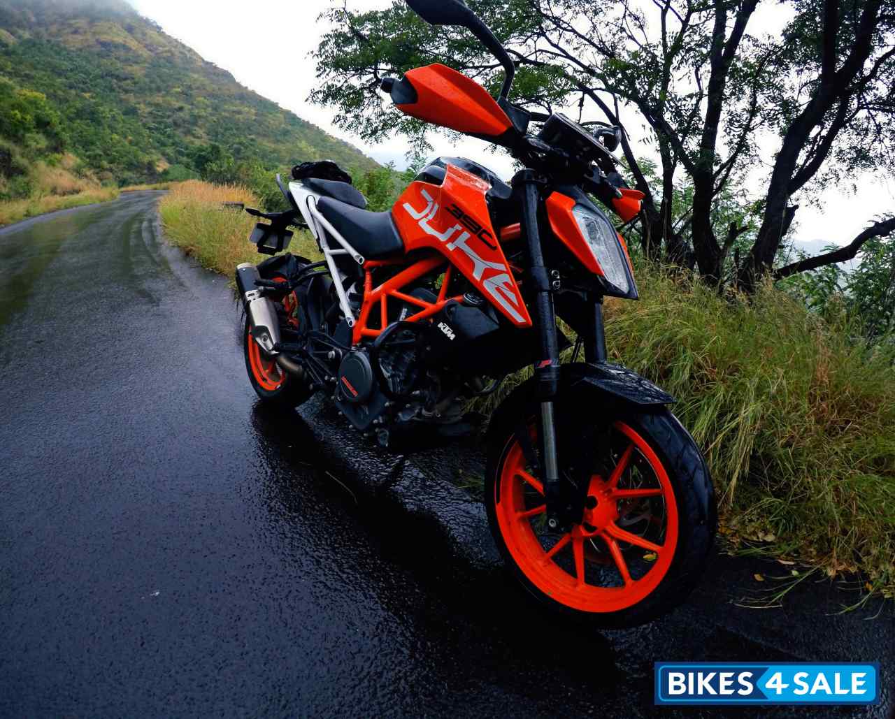 KTM Duke 390