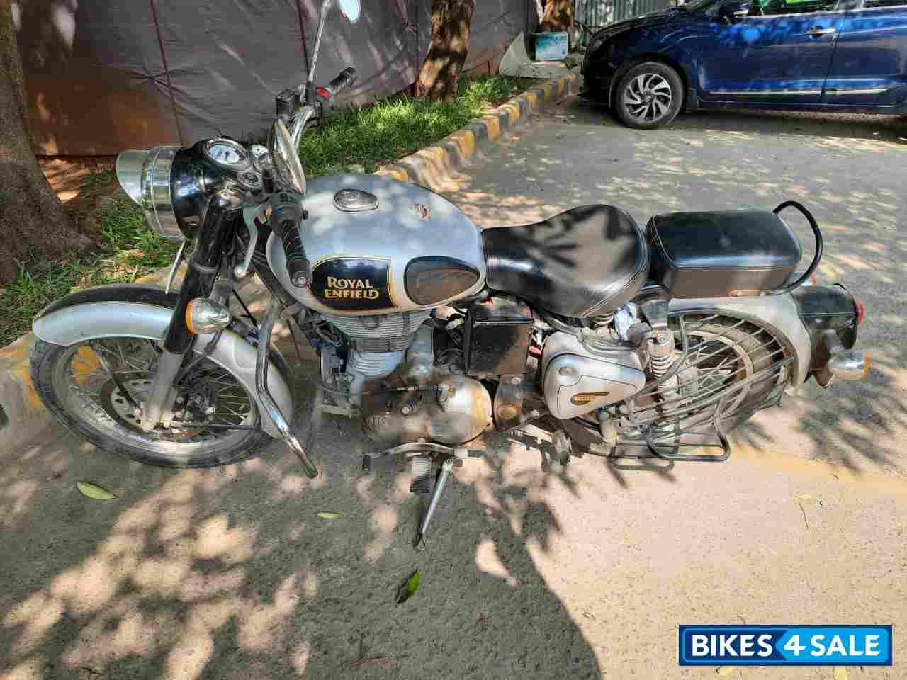 Royal Enfield Classic 500