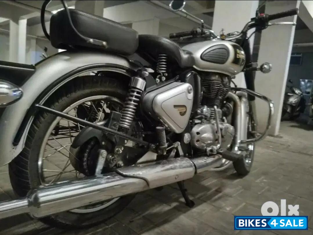 Royal Enfield Classic 500