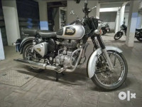 Royal Enfield Classic 500