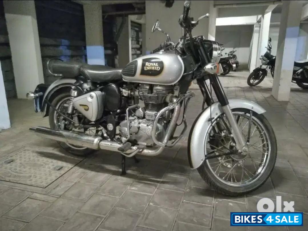 Royal Enfield Classic 500